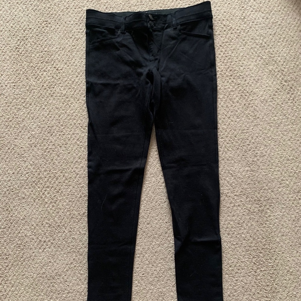 Black stretchy jeans